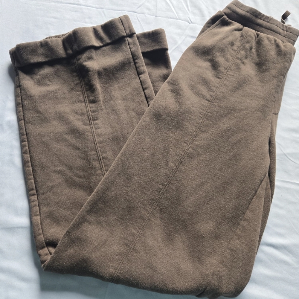 Alo Yoga Sweatpants Espresso Color Size xsmall